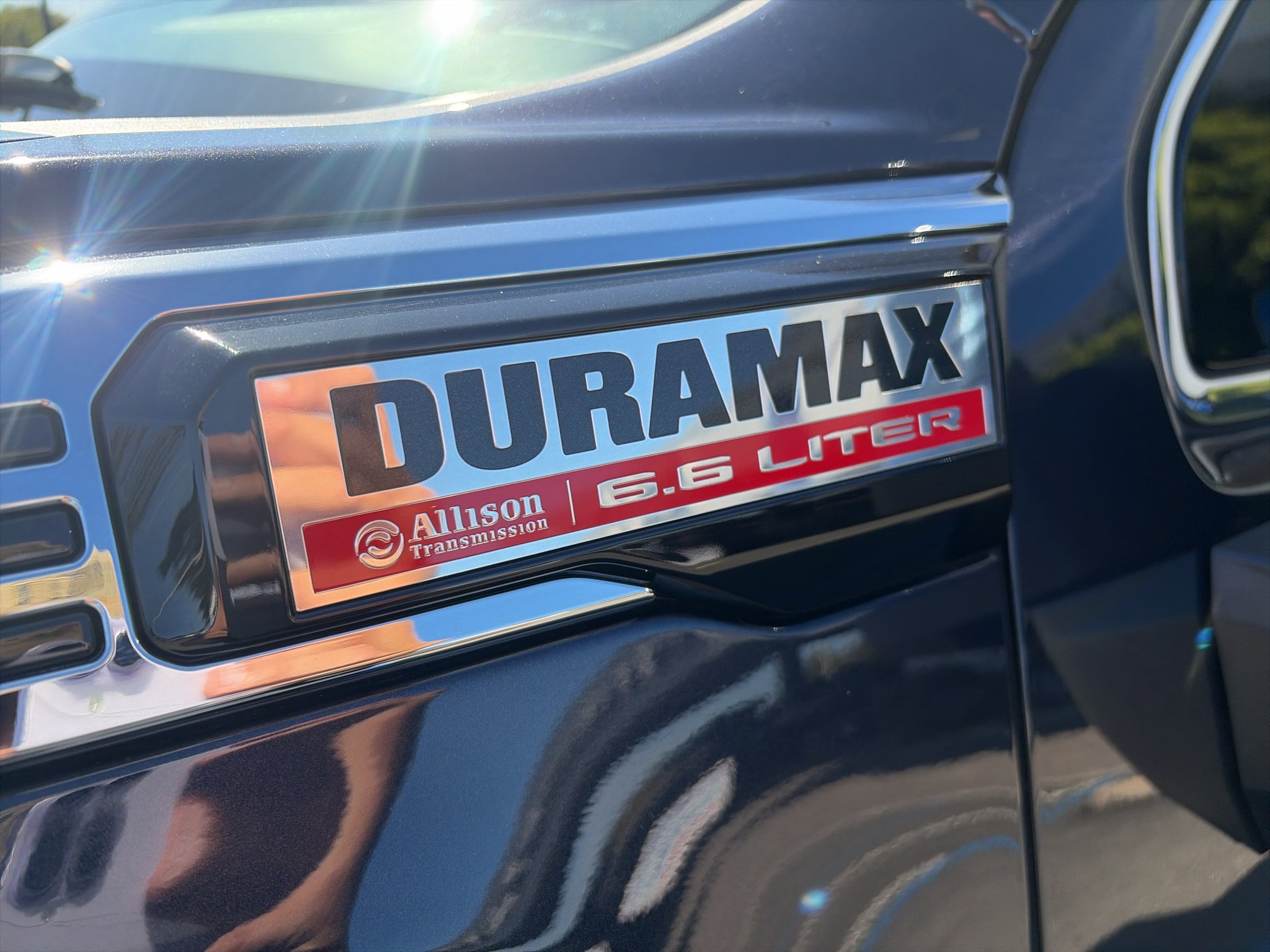 Used 2024 GMC Sierra 3500 Denali w/ Denali Reserve Package AWD/4WD image 4