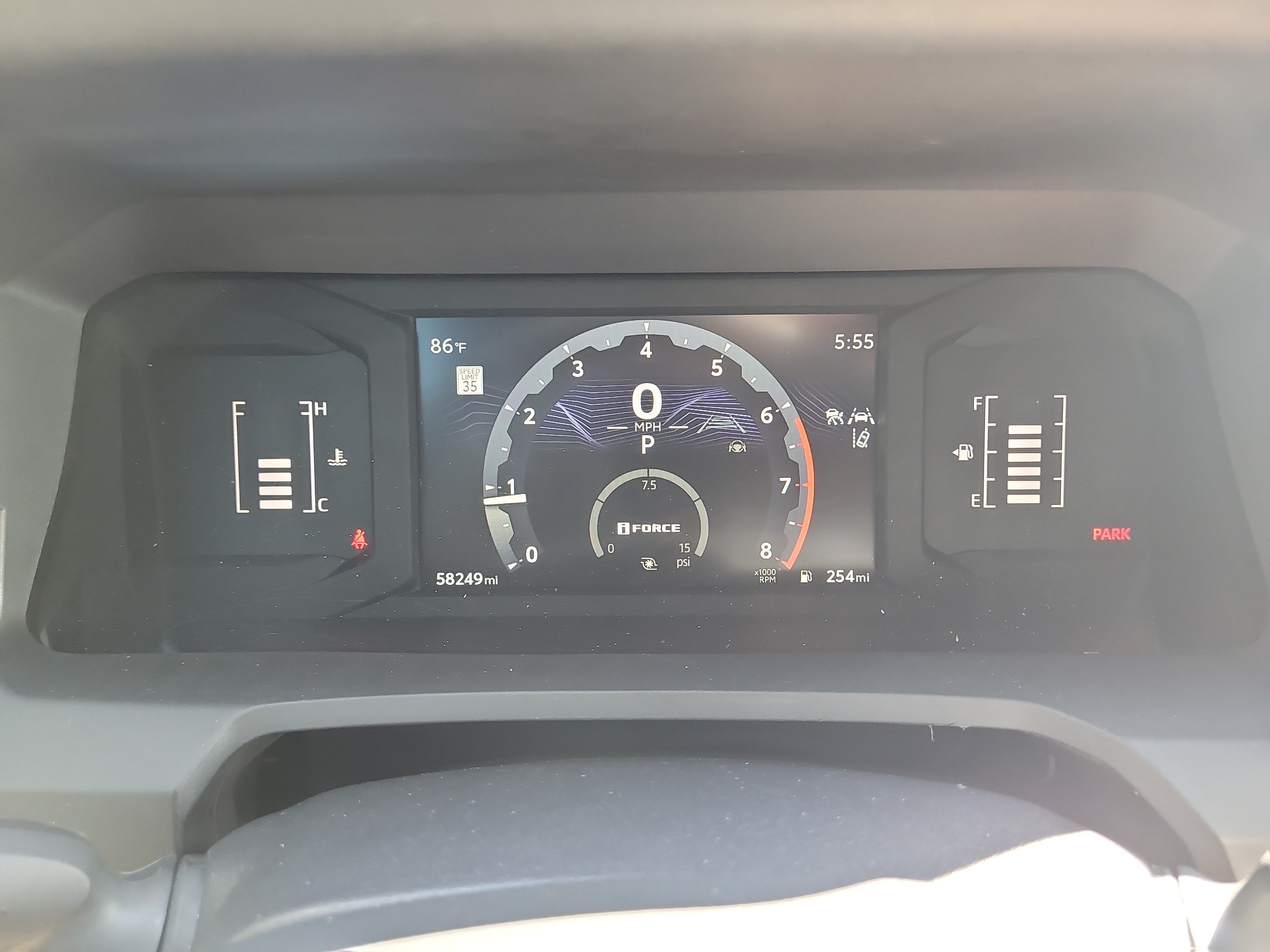 Certified 2024 Toyota Tacoma SR5 AWD/4WD image 32