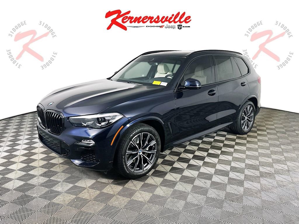 Used 2021 BMW X5 xDrive40i w/ M Sport Package image 3