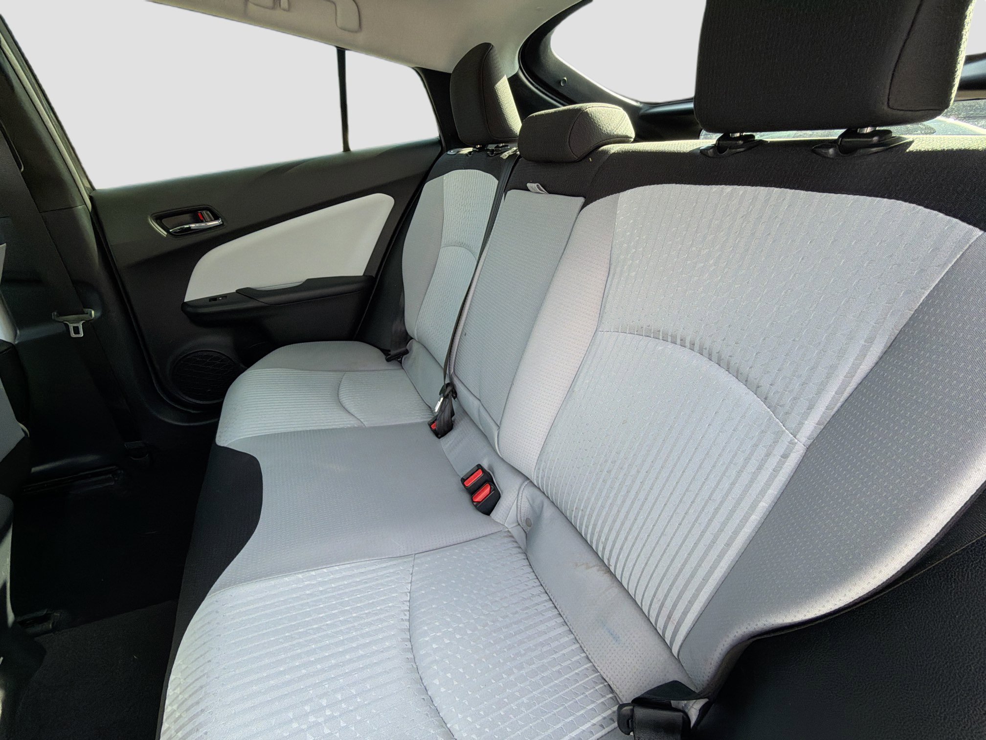 Used 2017 Toyota Prius Two image 19