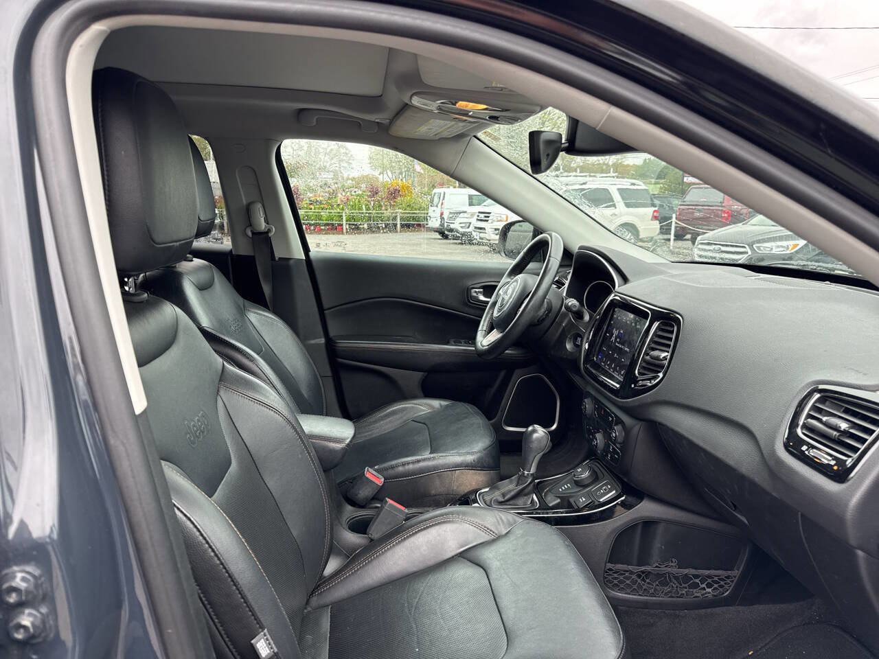 Used 2018 Jeep Compass Limited w/ Navigation Group AWD/4WD image 13