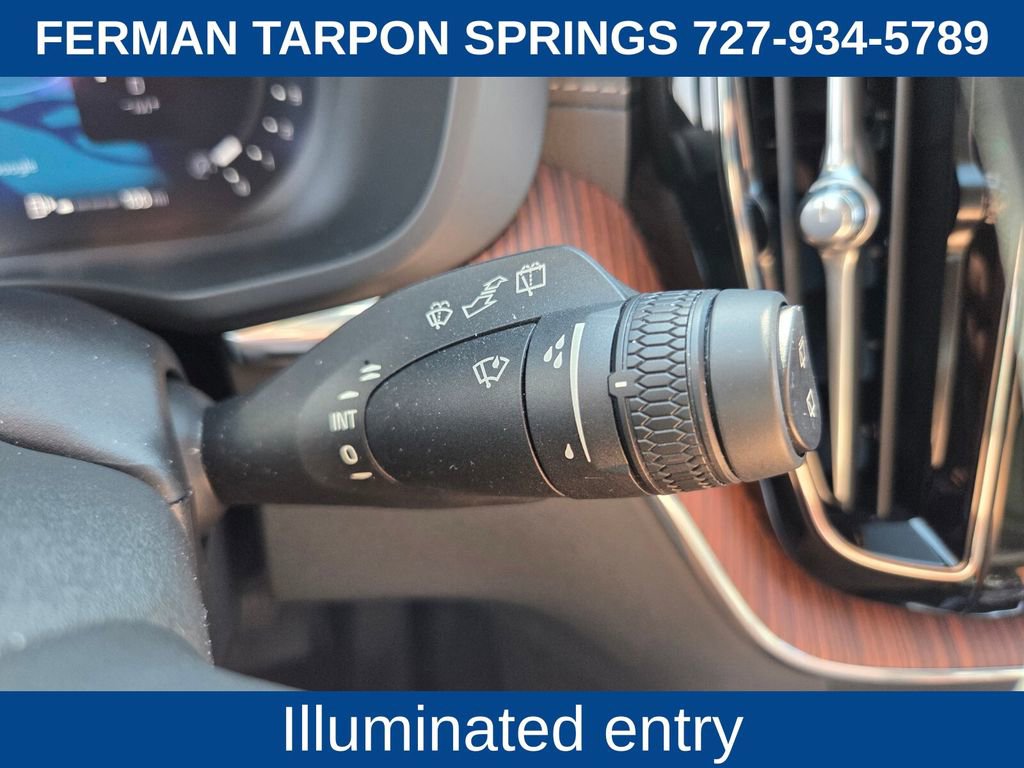 Certified 2023 Volvo XC60 B5 Ultimate w/ Protection Package Premier image 32