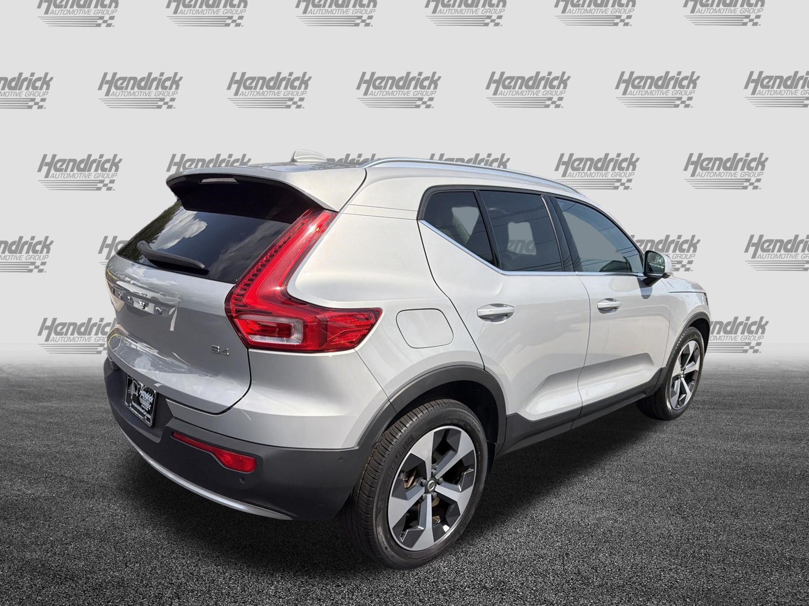 Certified 2023 Volvo XC40 B4 Plus w/ Driver Assist Package FWD image 11