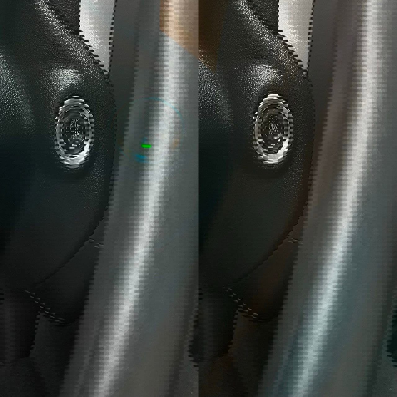 Used 2025 Chevrolet Silverado 2500 Custom w/ Custom Value Package image 17