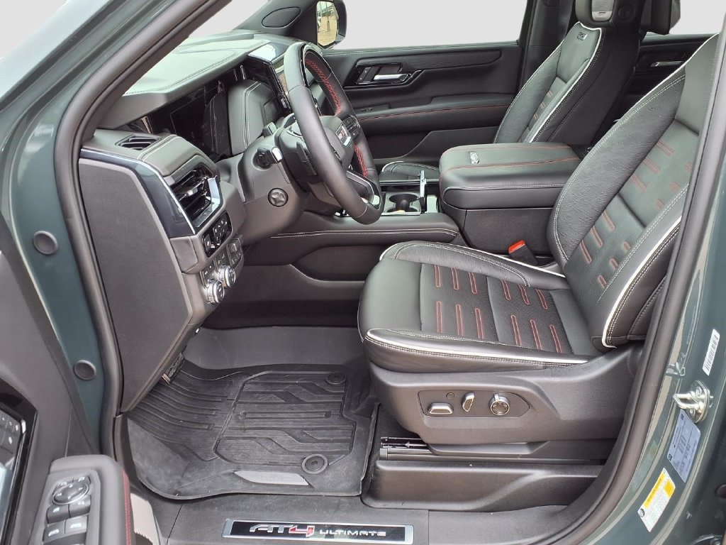Used 2026 GMC Yukon XL AT4 Ultimate AWD/4WD image 19