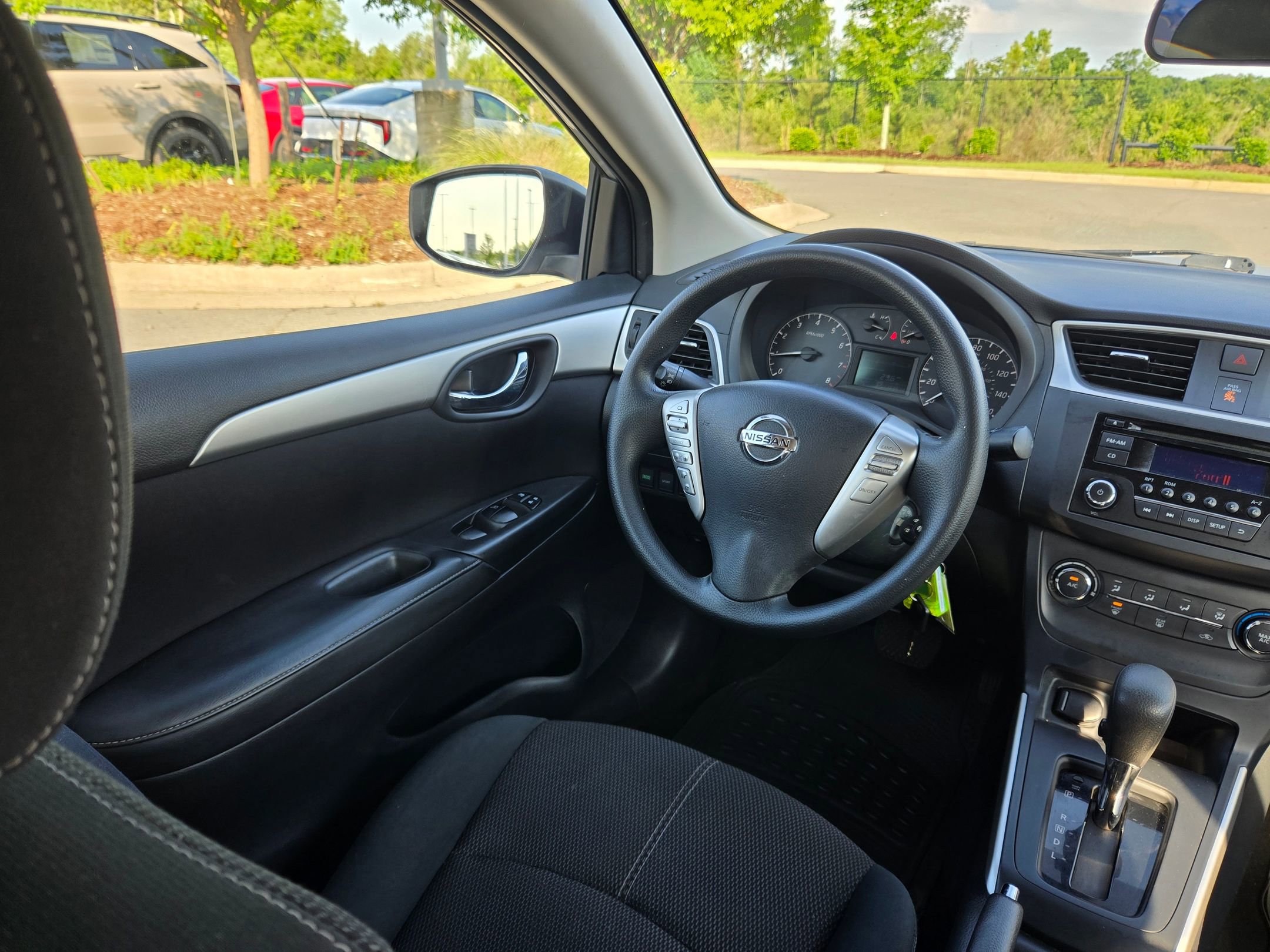 Used 2017 Nissan Sentra S FWD image 9