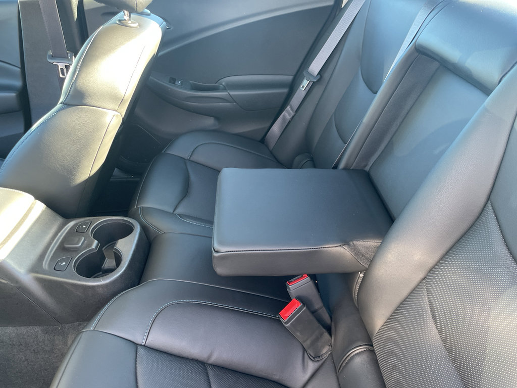 Used 2017 Chevrolet Volt Premier w/ Driver Confidence II Package image 39