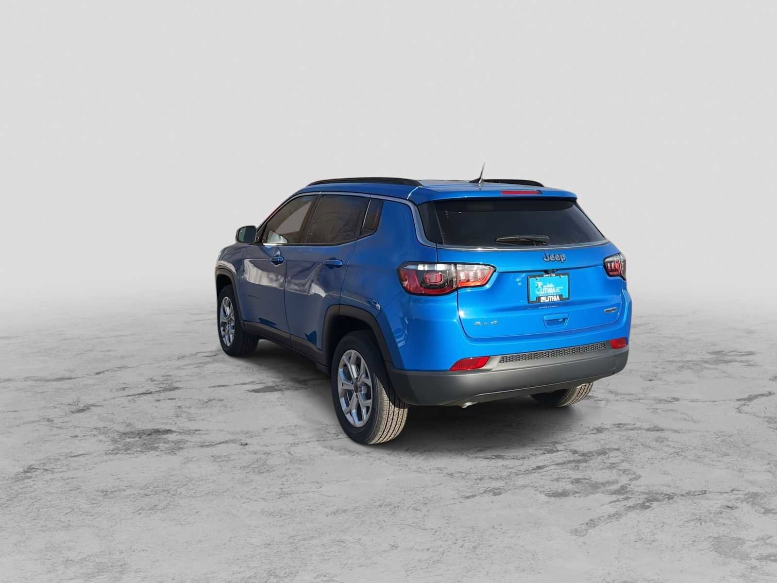 New 2026 Jeep Compass Latitude image 6