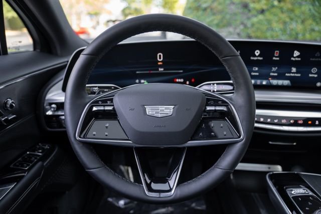 Used 2024 Cadillac Lyriq Luxury RWD image 31