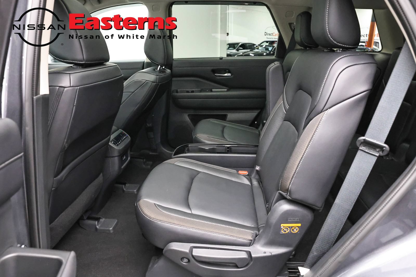 Used 2024 Nissan Pathfinder SL AWD/4WD image 21