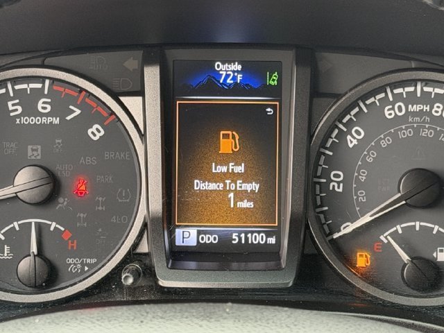 Used 2021 Toyota Tacoma TRD Sport w/ TRD Premium Sport Package AWD/4WD image 14