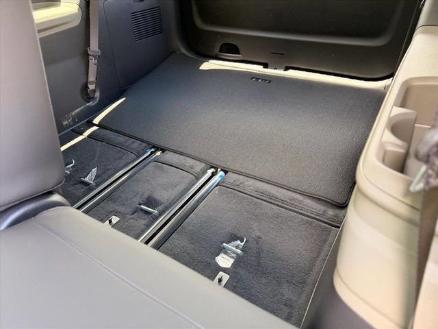 New 2026 Kia Carnival FWD image 14