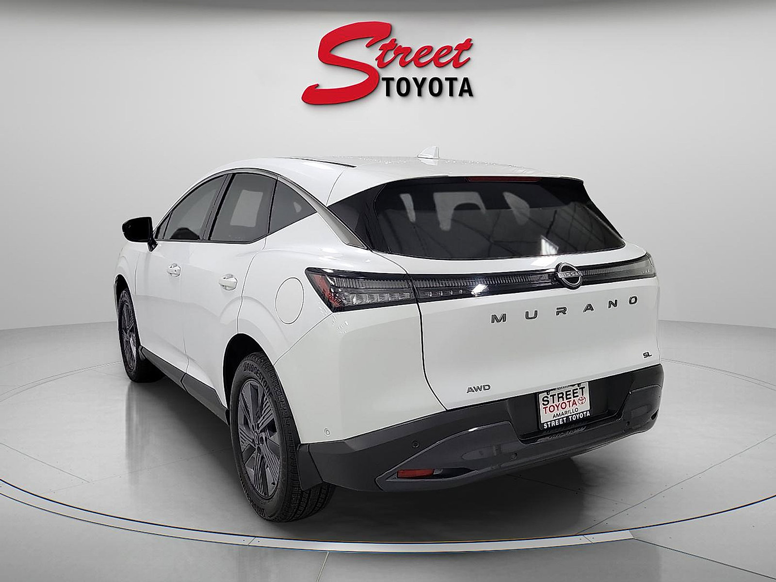 Used 2025 Nissan Murano SL AWD/4WD image 2