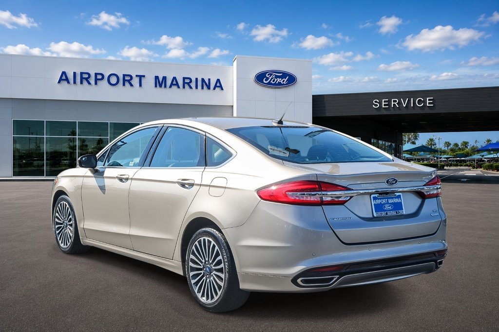 Certified 2017 Ford Fusion SE w/ Fusion SE Technology Package FWD image 6