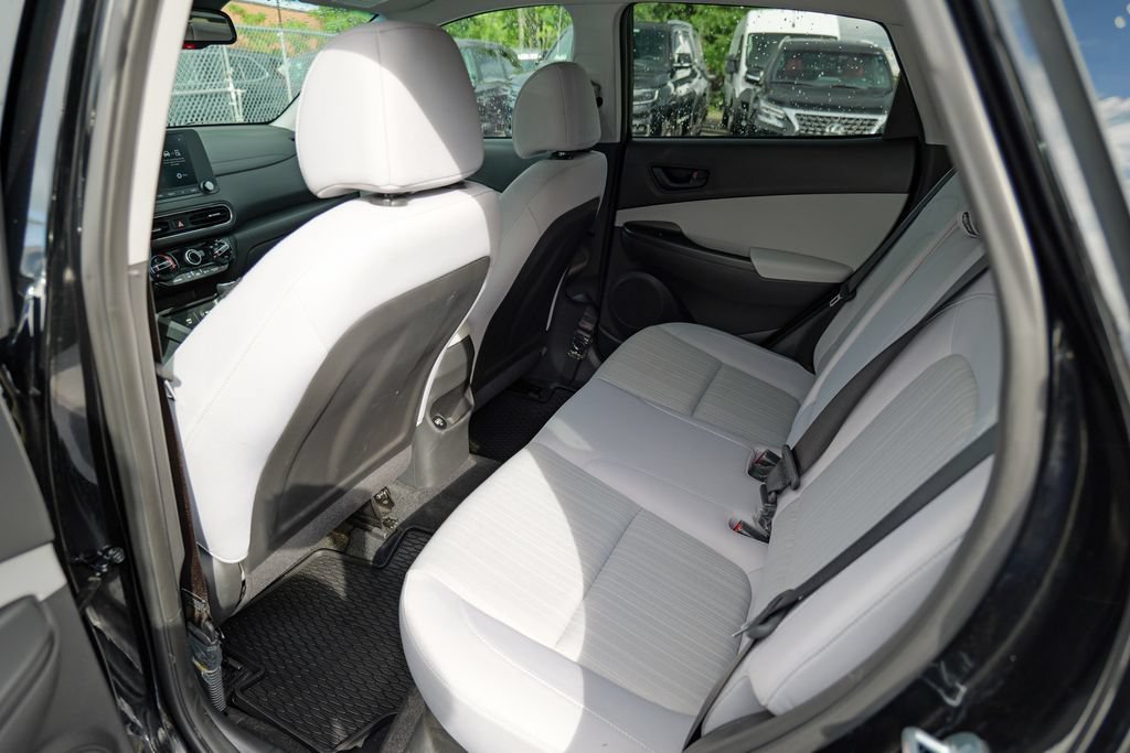 Used 2023 Hyundai Kona SEL AWD/4WD image 24
