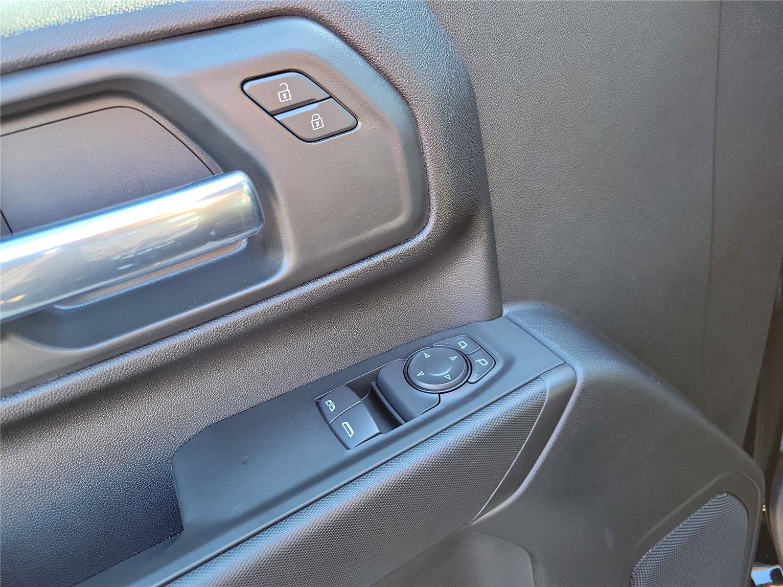 New 2026 GMC Sierra 2500 Pro w/ Convenience Package image 13