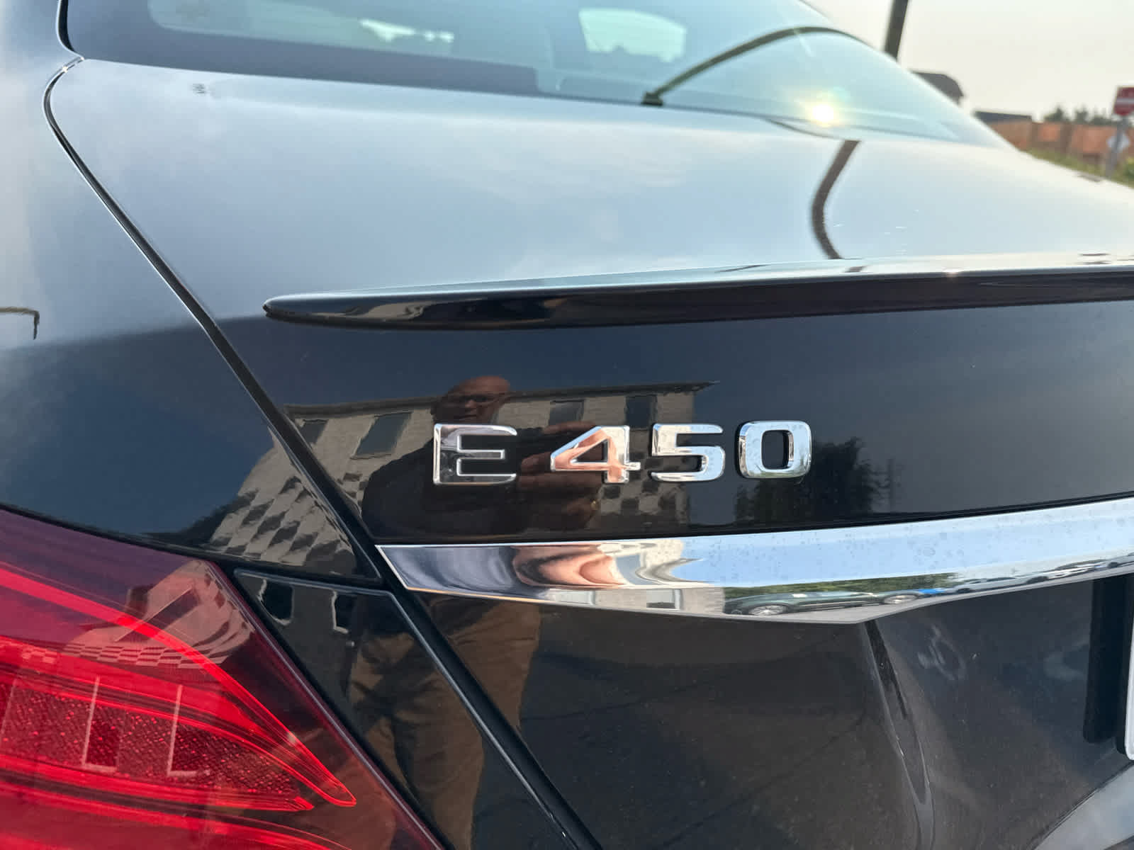 Used 2019 Mercedes-Benz E 450 4MATIC Sedan image 4