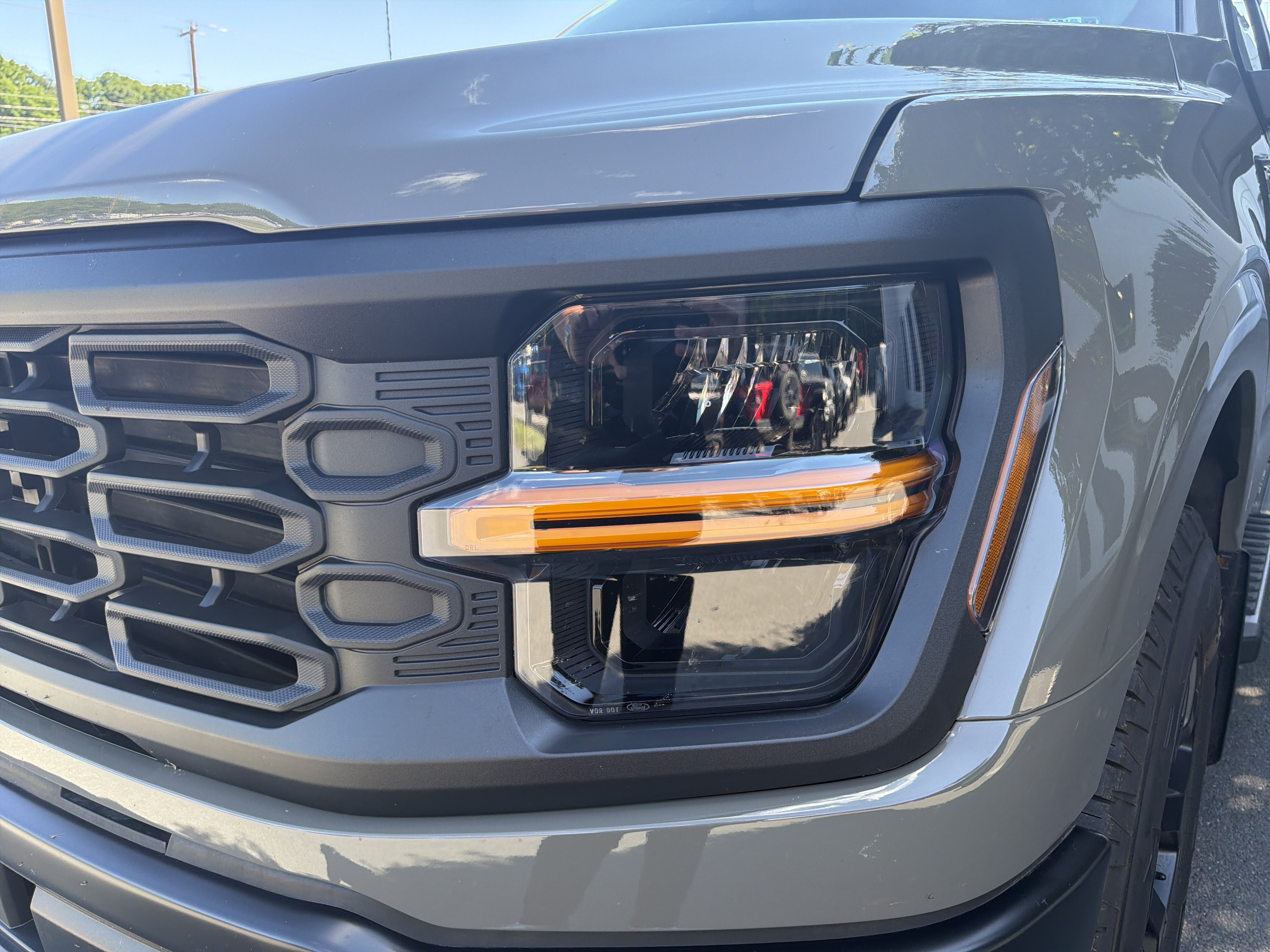 Used 2025 Ford F150 STX w/ Equipment Group 201A FX4 AWD/4WD image 10