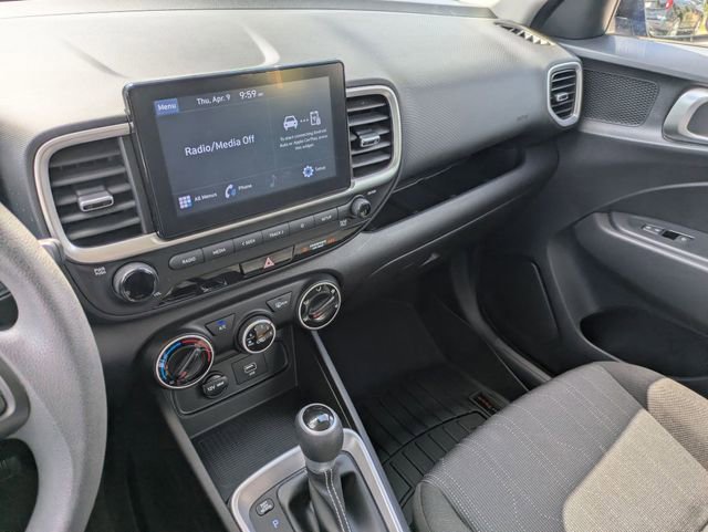 Used 2021 Hyundai Venue SE FWD image 20