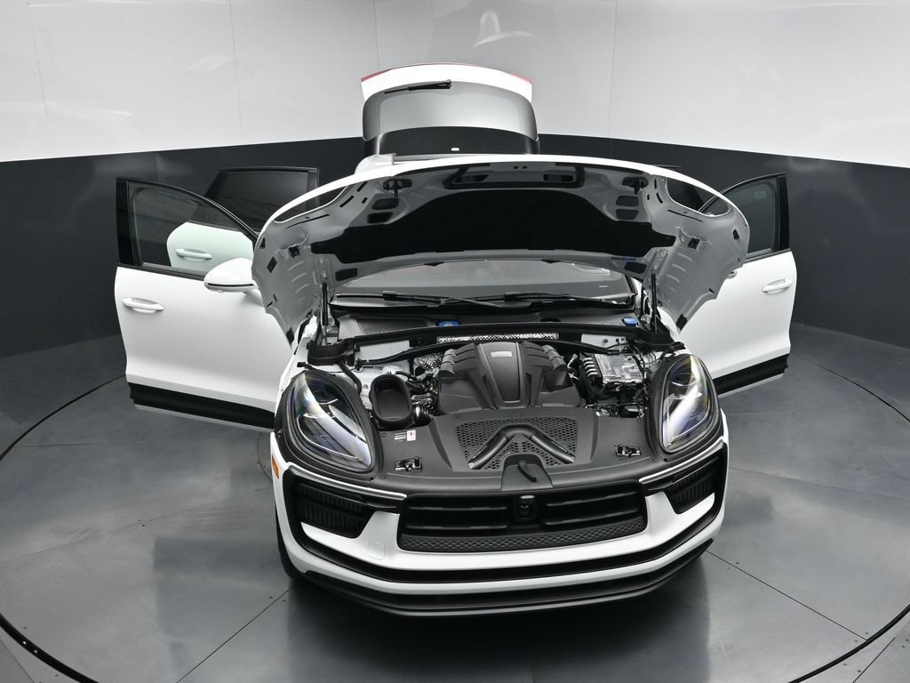 New 2026 Porsche Macan S AWD/4WD image 31