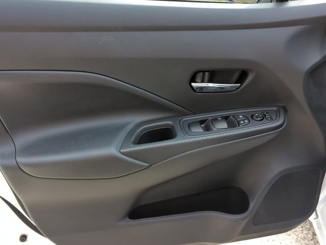 New 2025 Nissan Versa SV w/ Trunk Package FWD image 19