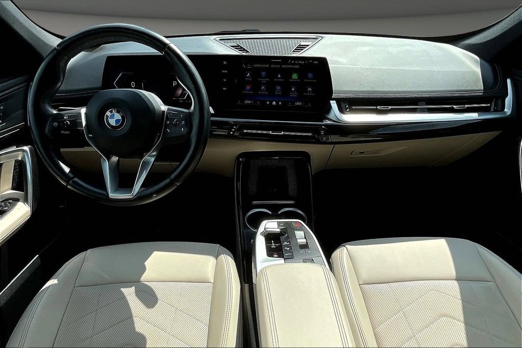 Used 2025 BMW X1 xDrive28i AWD/4WD image 10