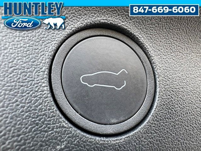 Used 2023 Tesla Model Y Performance image 14