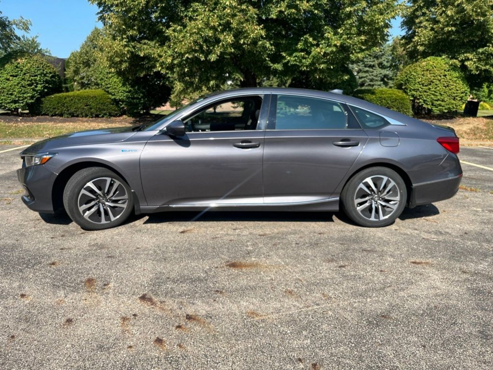 Used 2021 Honda Accord EX image 3