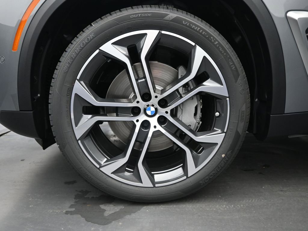 New 2026 BMW X5 xDrive50e AWD/4WD image 4