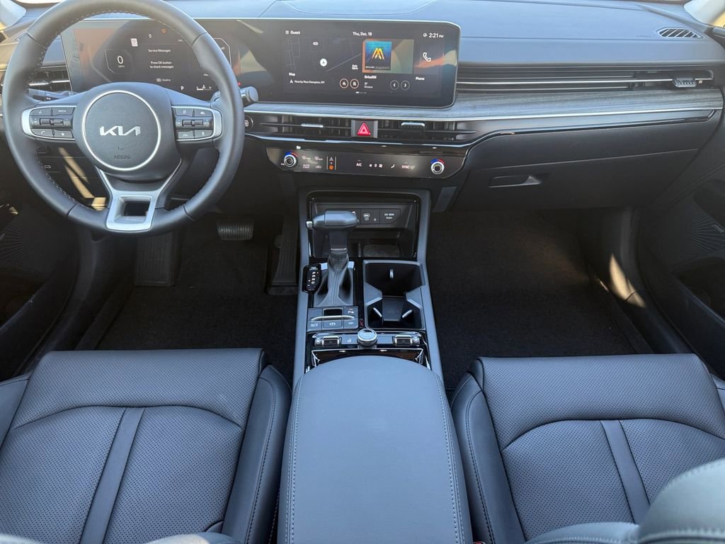 New 2025 Kia K5 EX image 10