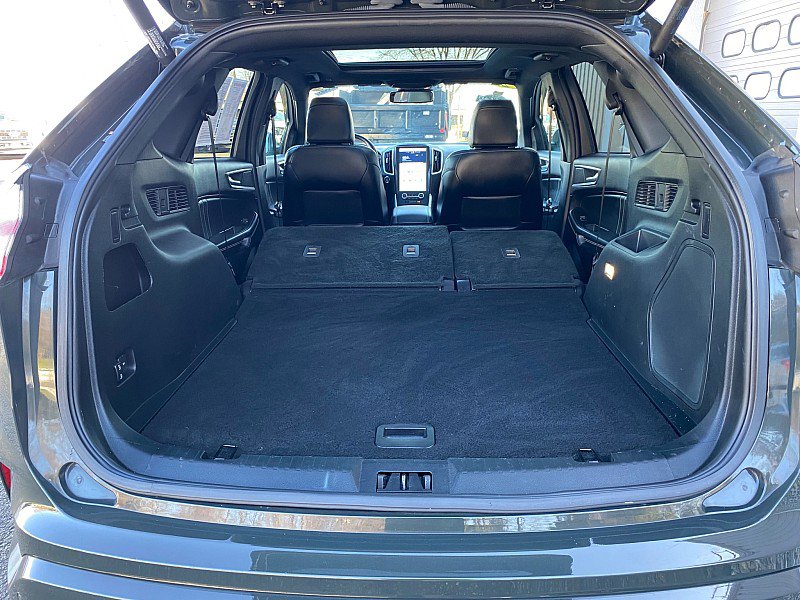 Certified 2022 Ford Edge ST w/ Equipment Group 401A image 40