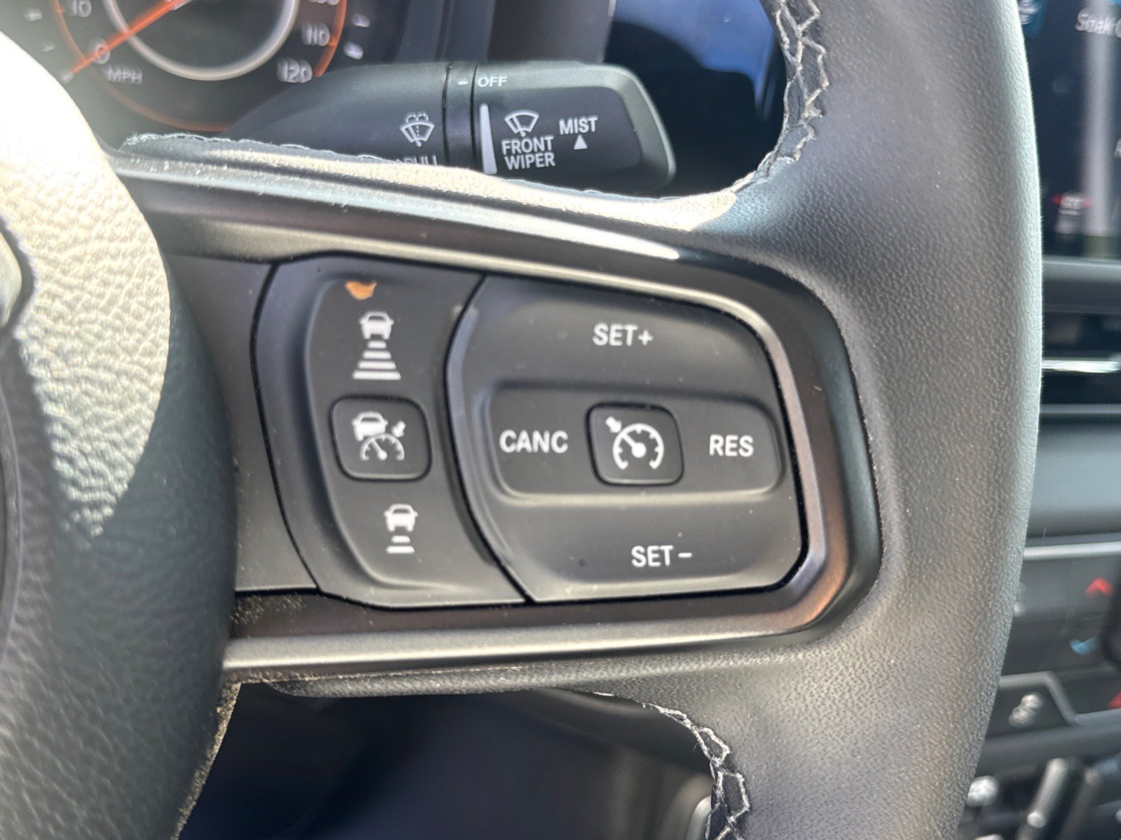 Used 2026 Jeep Gladiator Mojave AWD/4WD image 19