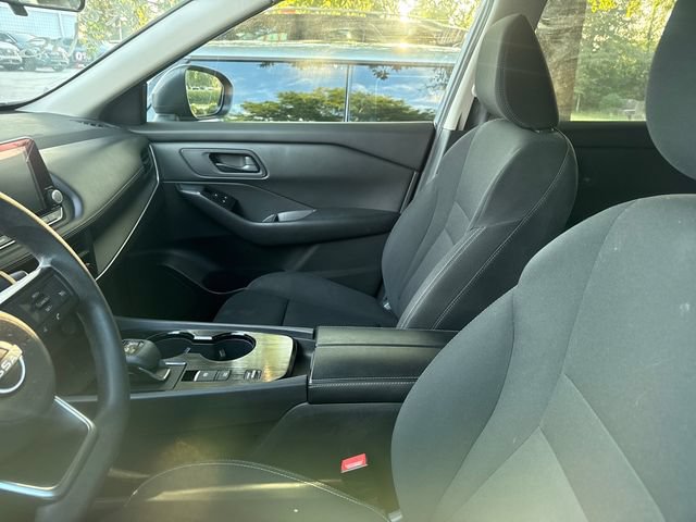 Certified 2024 Nissan Rogue S FWD image 8