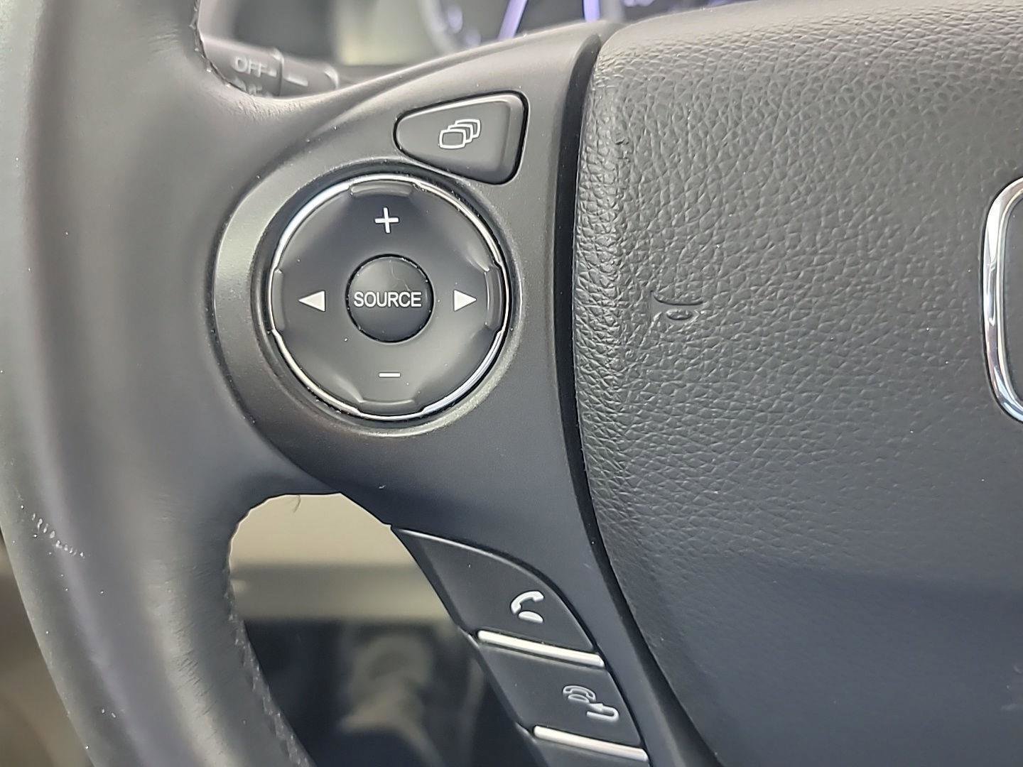 Used 2015 Honda Accord EX-L image 26