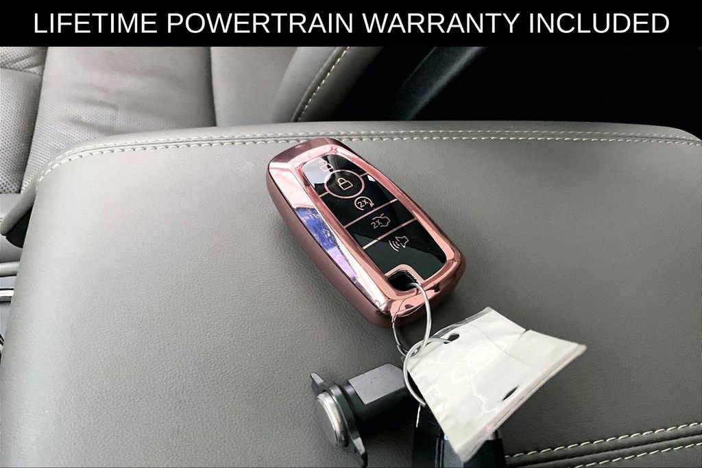 Used 2024 Lincoln Corsair Grand Touring image 13