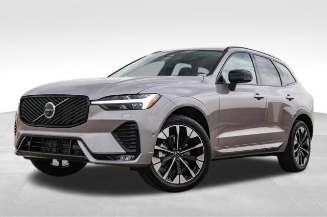 New 2026 Volvo XC60 B5 Plus w/ Climate Package PRO