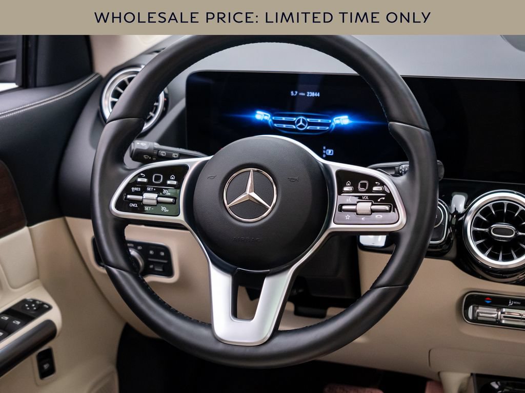 Used 2023 Mercedes-Benz GLA 250 4MATIC w/ Premium Package image 10