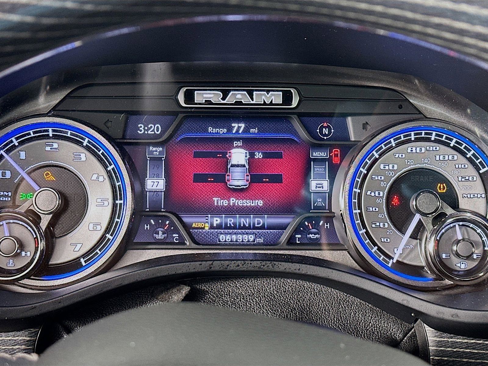 Used 2019 RAM 1500 Limited AWD/4WD image 12
