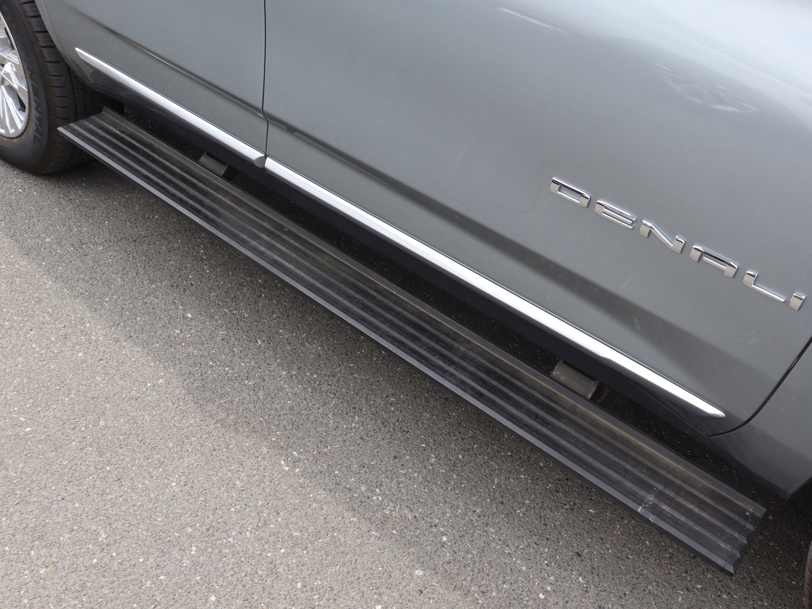 Certified 2024 GMC Yukon Denali image 12