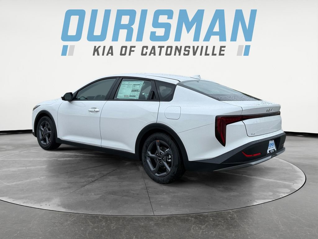 New 2025 Kia K4 LXS image 4