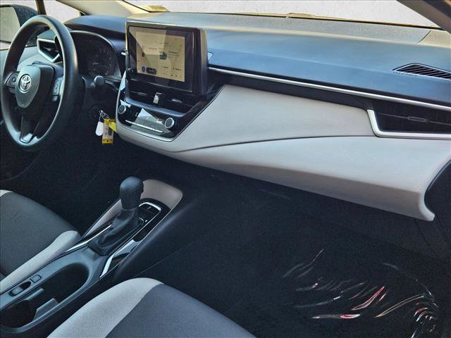 Used 2025 Toyota Corolla LE image 20