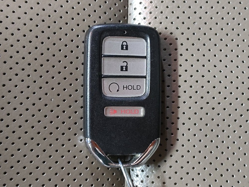 Used 2017 Honda Ridgeline RTL-T image 32