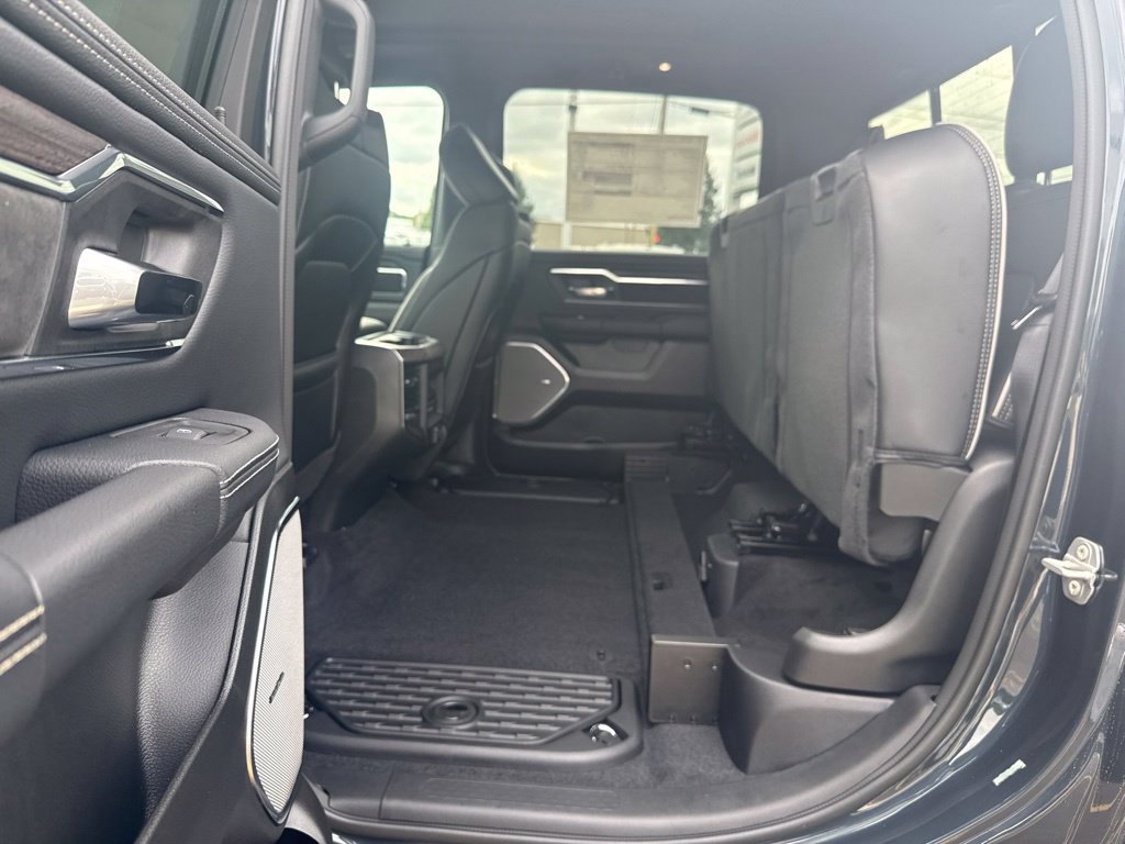 New 2027 RAM 1500 Laramie AWD/4WD image 17