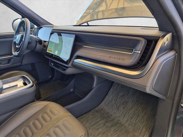 Used 2025 Rivian R1T Adventure AWD/4WD image 23