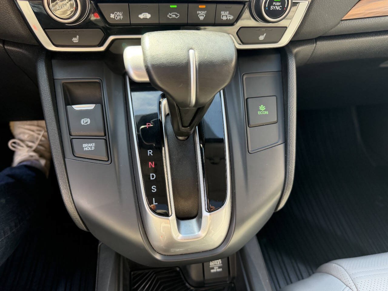 Used 2018 Honda CR-V Touring image 37