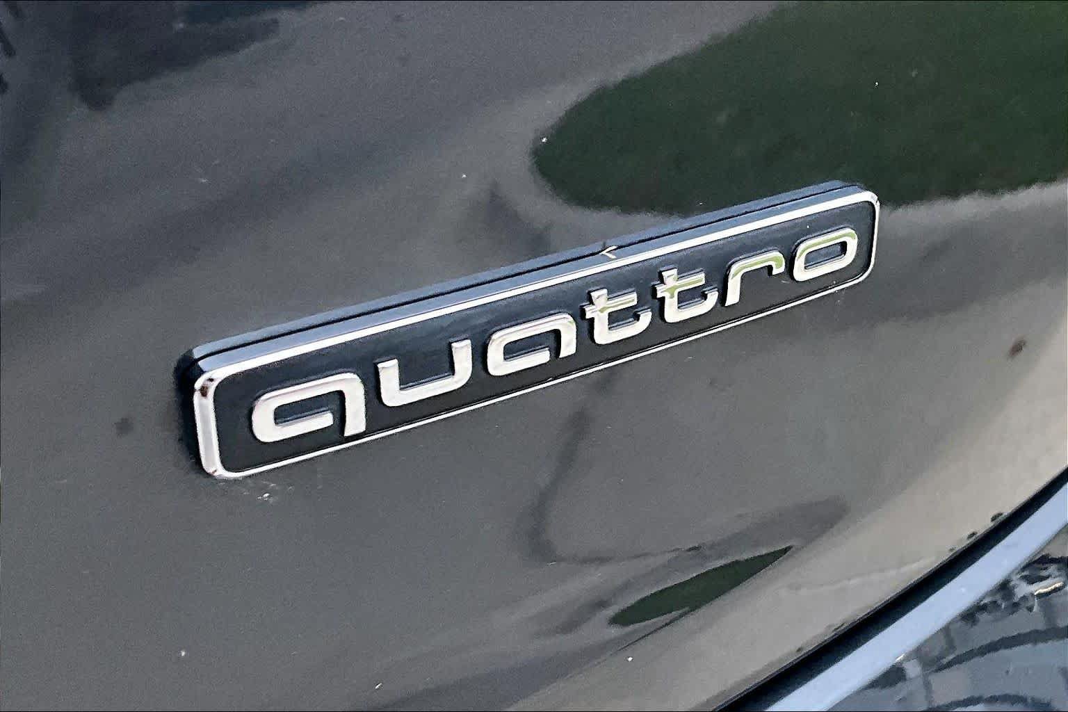Used 2021 Audi Q5 Prestige AWD/4WD image 10