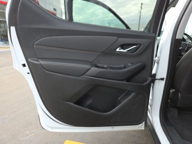 Used 2021 Chevrolet Traverse RS w/ LPO, Floor Liner Package image 12