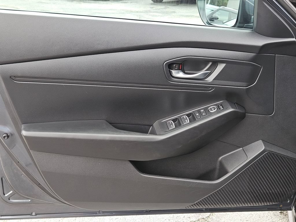 Used 2025 Honda Accord LX image 14