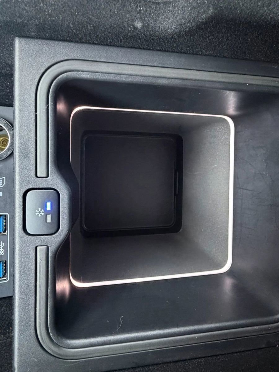 Used 2021 Land Rover Range Rover Sport HSE Silver Edition image 27