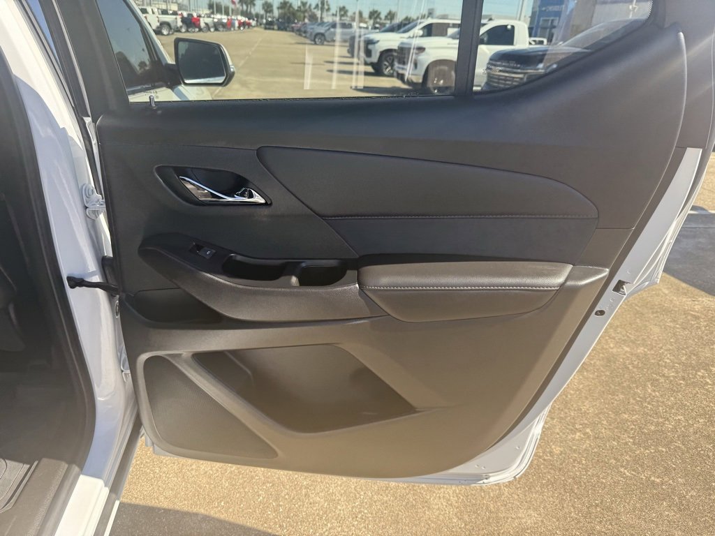Used 2023 Chevrolet Traverse High Country w/ LPO, Floor Liner Package image 39
